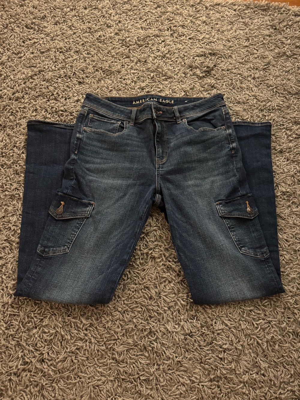 NWOT Women’s American Eagle Kick Boot Cargo Jeans Medium Wash Stretch Size 12R
